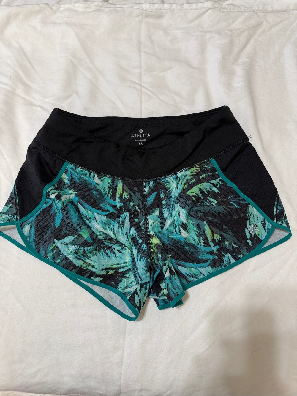 Athleta Teal Palm-Print Athletic Shorts with Black Waistband